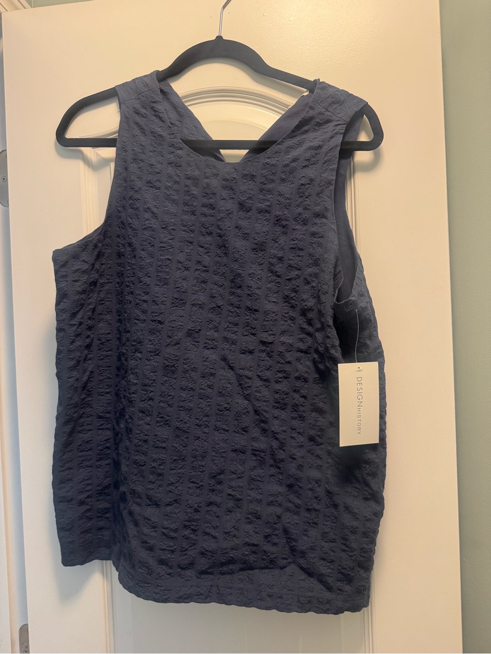 Design History Navy Textured Sleeveless Shell